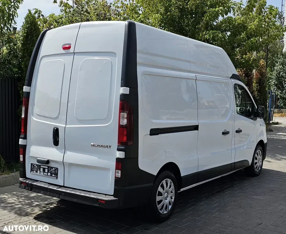Renault TRAFIC — imagine 4