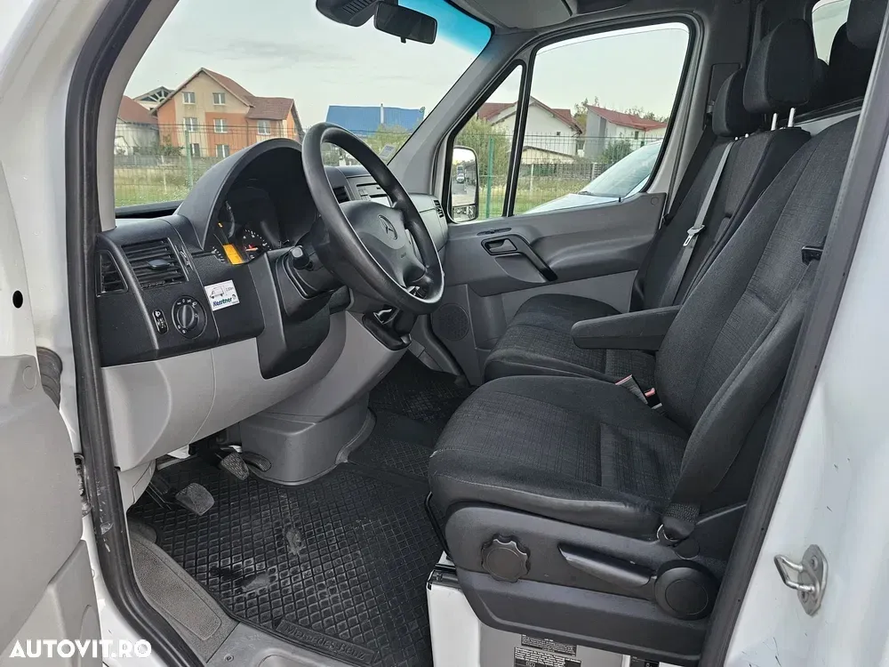 Mercedes-Benz Sprinter 316 CDI - IZOTERMA - Lane assist, distronic, senzori de unghi mort — imagine 5