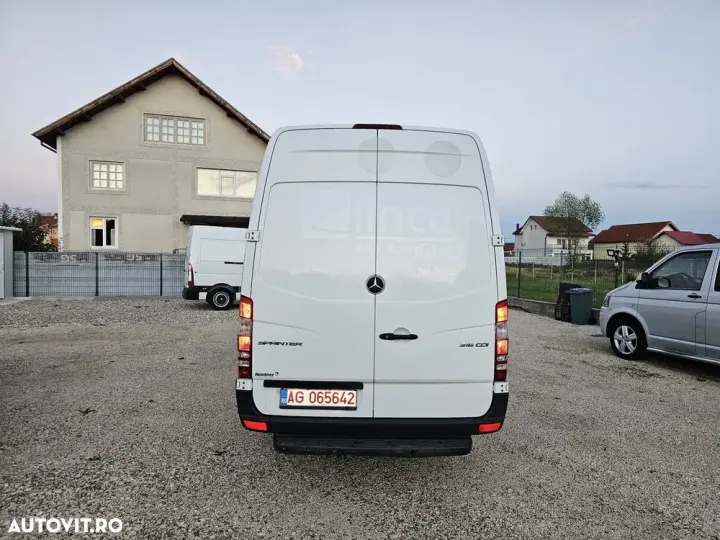 Mercedes-Benz Sprinter 316 CDI - IZOTERMA - Lane assist, distronic, senzori de unghi mort