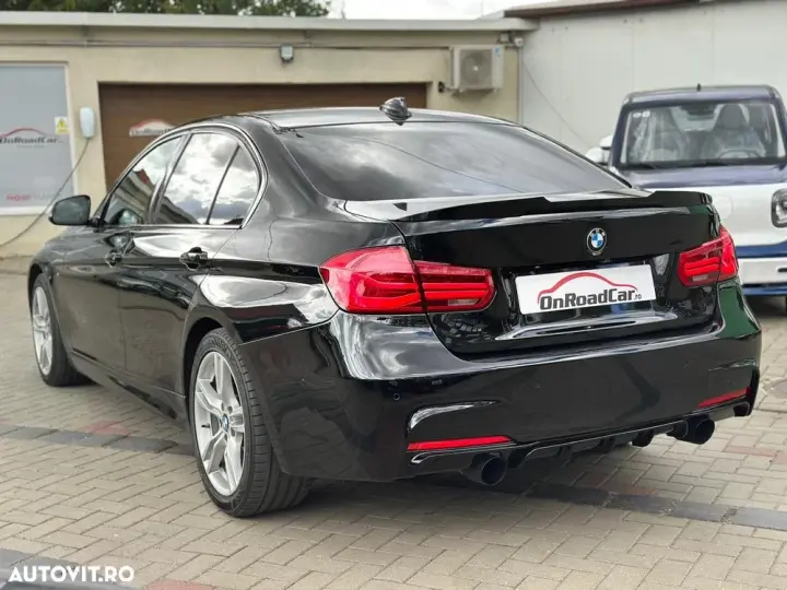 BMW Seria 3 320d Aut. xDrive Edition M Sport Shadow
