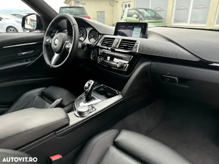 BMW Seria 3 320d Aut. xDrive Edition M Sport Shadow