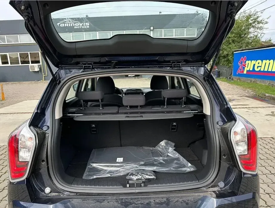SsangYong Tivoli — imagine 5