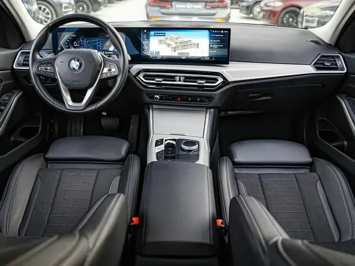 BMW Seria 3 320d xDrive Aut. Sport Line