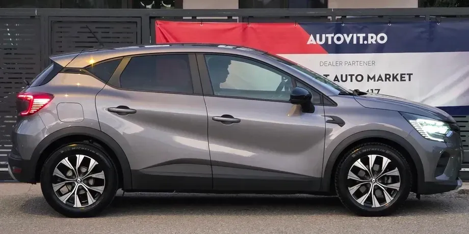 Renault Captur E-TECH Full 145 E-Tech Engineered — imagine 3