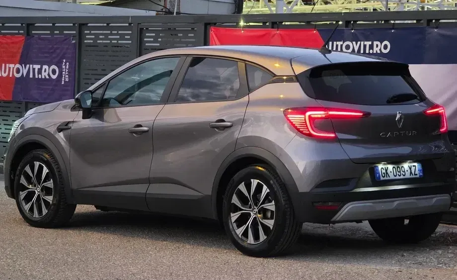 Renault Captur E-TECH Full 145 E-Tech Engineered — imagine 5
