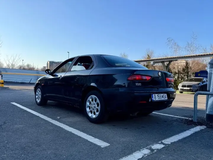 Alfa Romeo 156