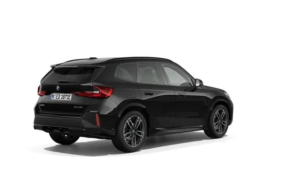 BMW iX1 xDrive30 M Sportpaket — imagine 2