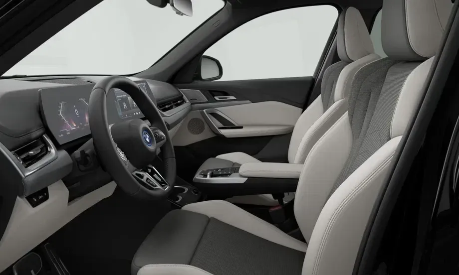 BMW iX1 xDrive30 M Sportpaket — imagine 4