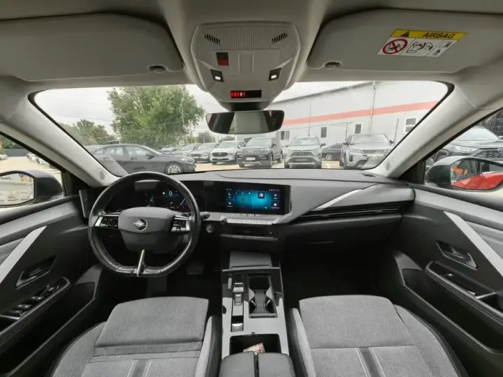 Opel Astra 1.5 D Automatik Business Elegance