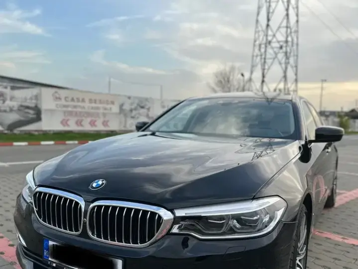 BMW Seria 5 G30/G31 [2017 - Prezent] 530d xDrive AT