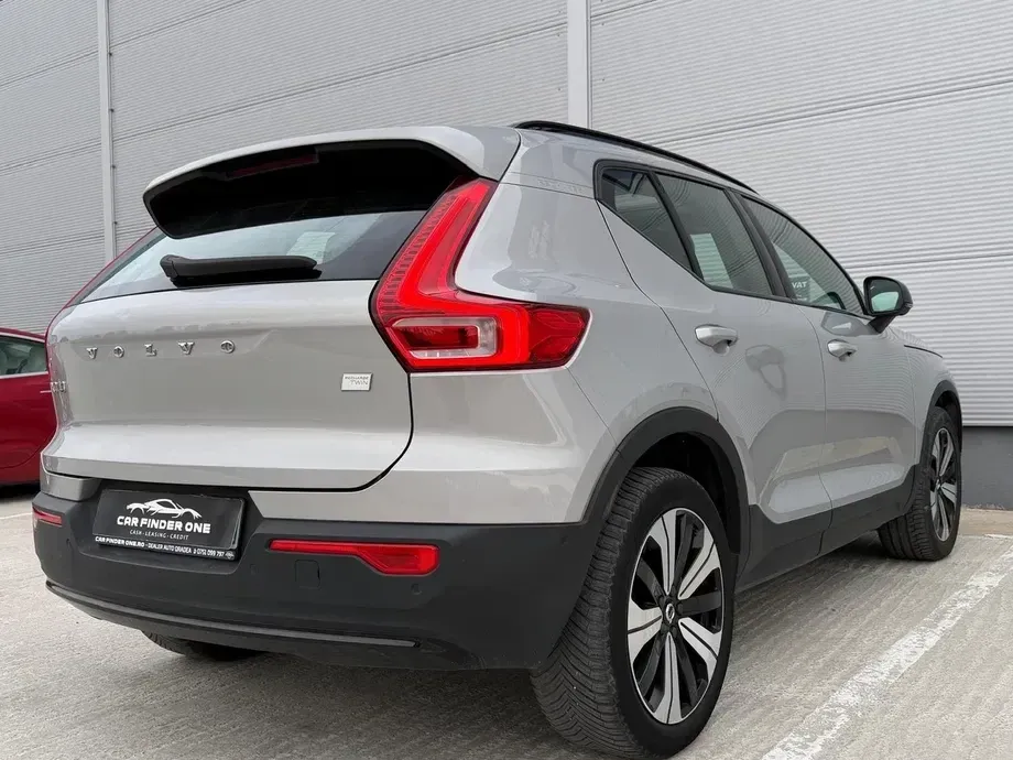 Volvo XC 40 Recharge Twin Motor AWD Ultimate — imagine 3