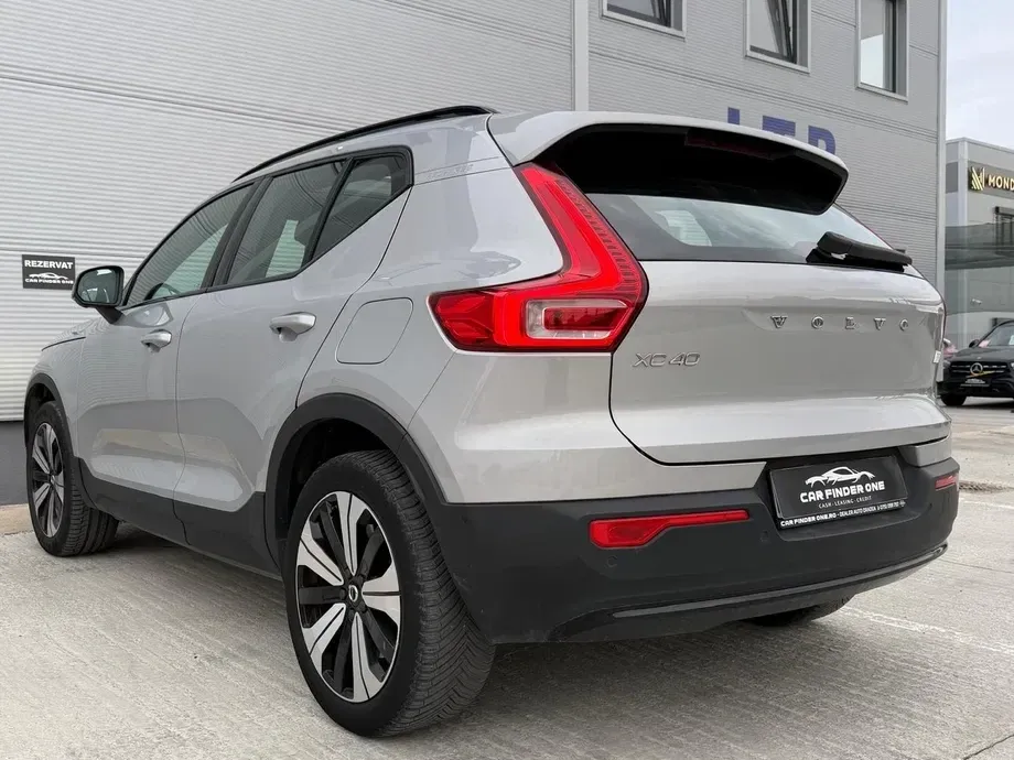 Volvo XC 40 Recharge Twin Motor AWD Ultimate — imagine 4