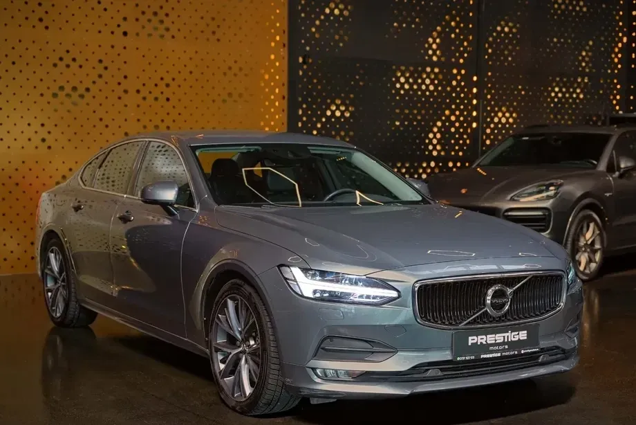 Volvo S90 D5 AWD Inscription — imagine 3
