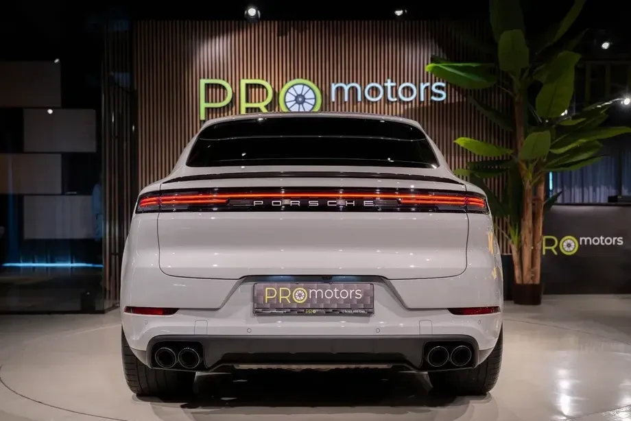 Porsche Cayenne Coupe Standard — imagine 5