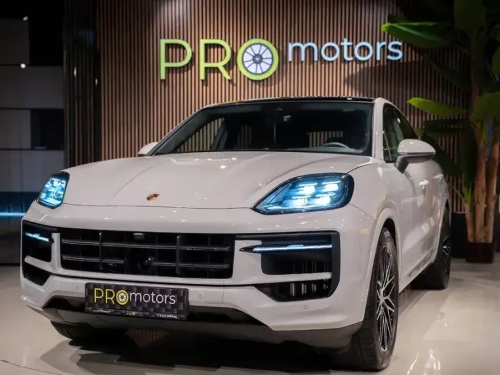 Porsche Cayenne Coupe Standard