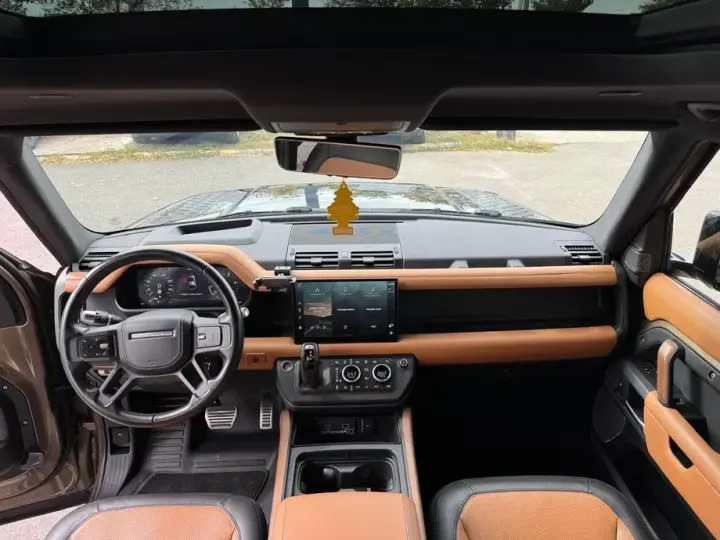 Land Rover Defender 110 3.0 D300 MHEV X-Dynamic HSE