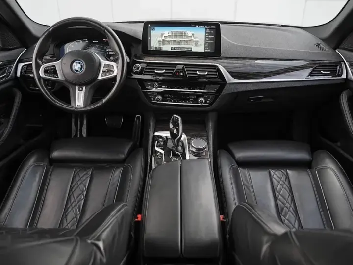 BMW Seria 5 545e xDrive Aut. M Sport Edition