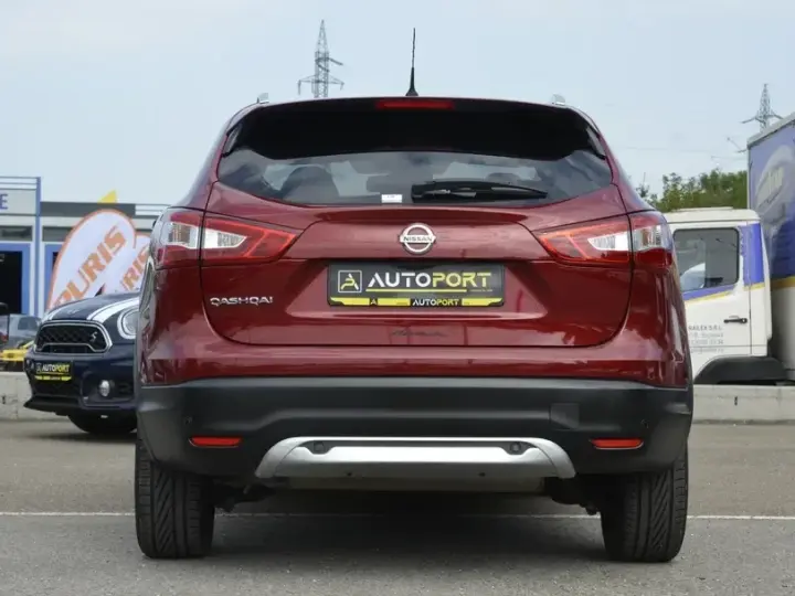 Nissan Qashqai II 1.5 DCI TEKNA