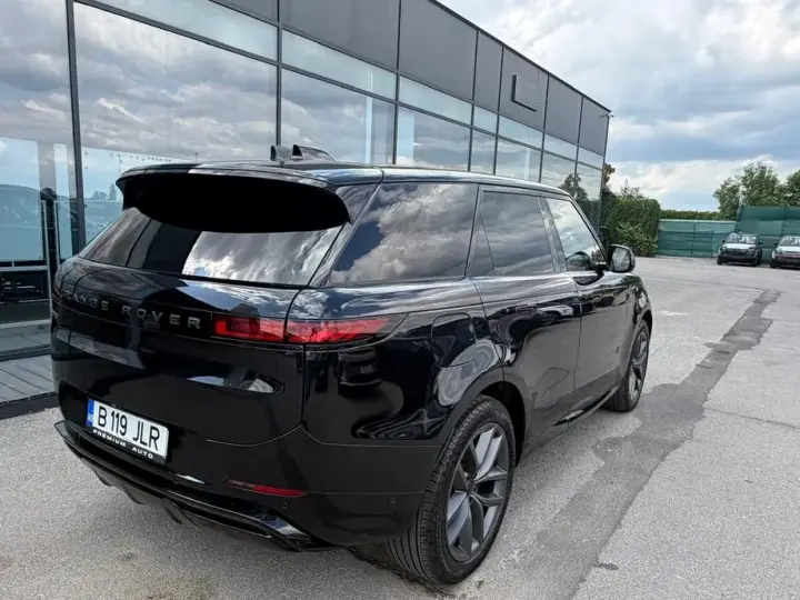 Land Rover Range Rover Sport 3.0 I6 D300 MHEV Dynamic SE
