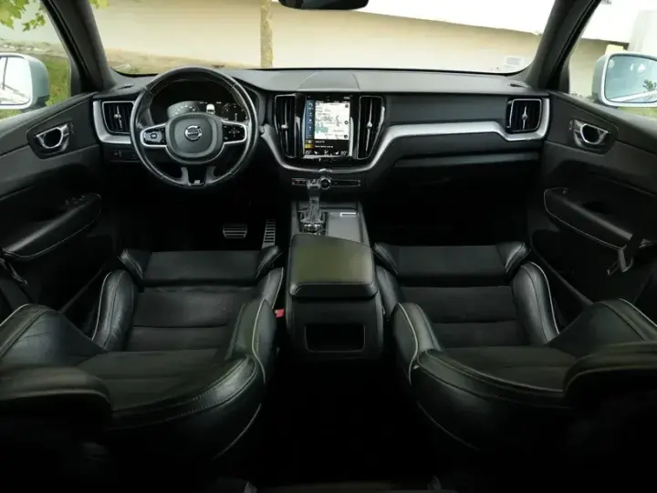 Volvo XC 60 II D4 AWD Geartronic RDesign