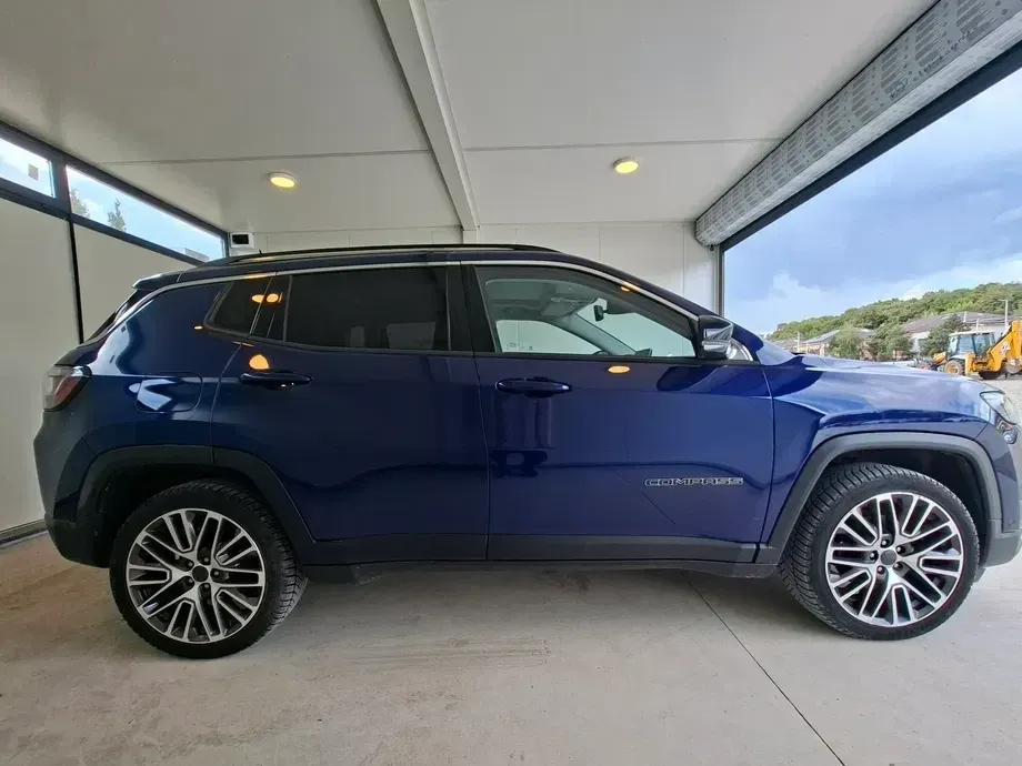 Jeep Compass — imagine 4