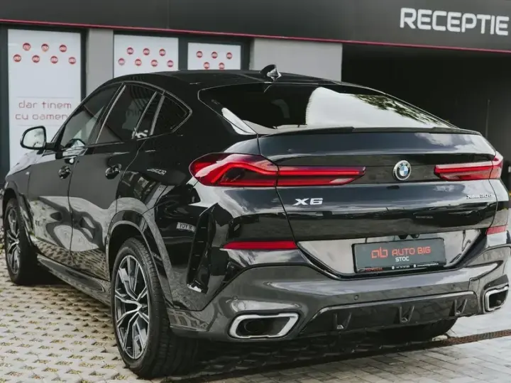 BMW X6 G06