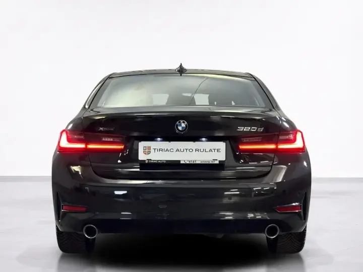 BMW Seria 3 320d xDrive AT