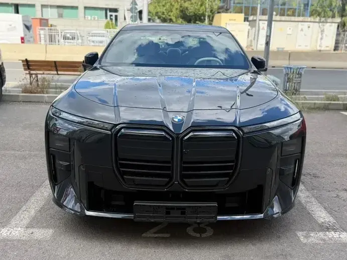BMW Seria 7 G70 740 xDrive MHEV