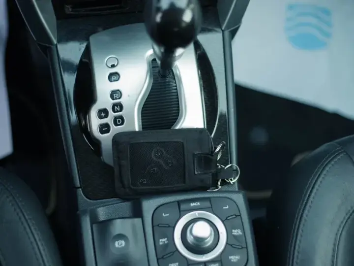 Renault Koleos I 2.0 dCI FAP 4x4 Aut. Luxe
