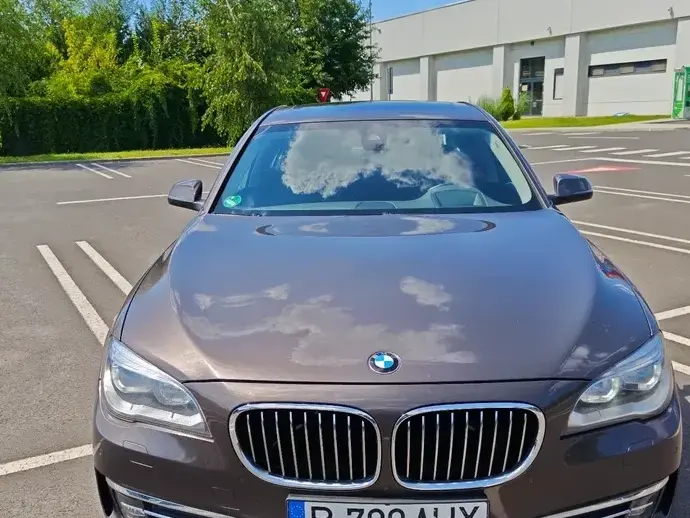 BMW Seria 7 F01/F02 730d