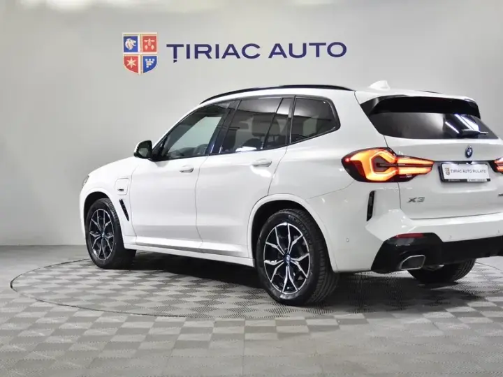 BMW X3 xDrive30e AT PHEV