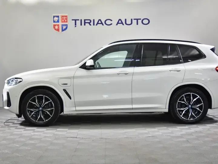 BMW X3 xDrive30e AT PHEV