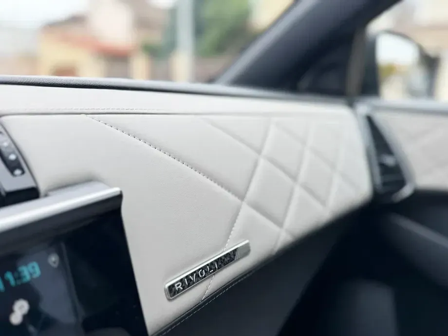 DS Automobiles DS 7 Crossback 4x4 300 RIVOLI — imagine 6