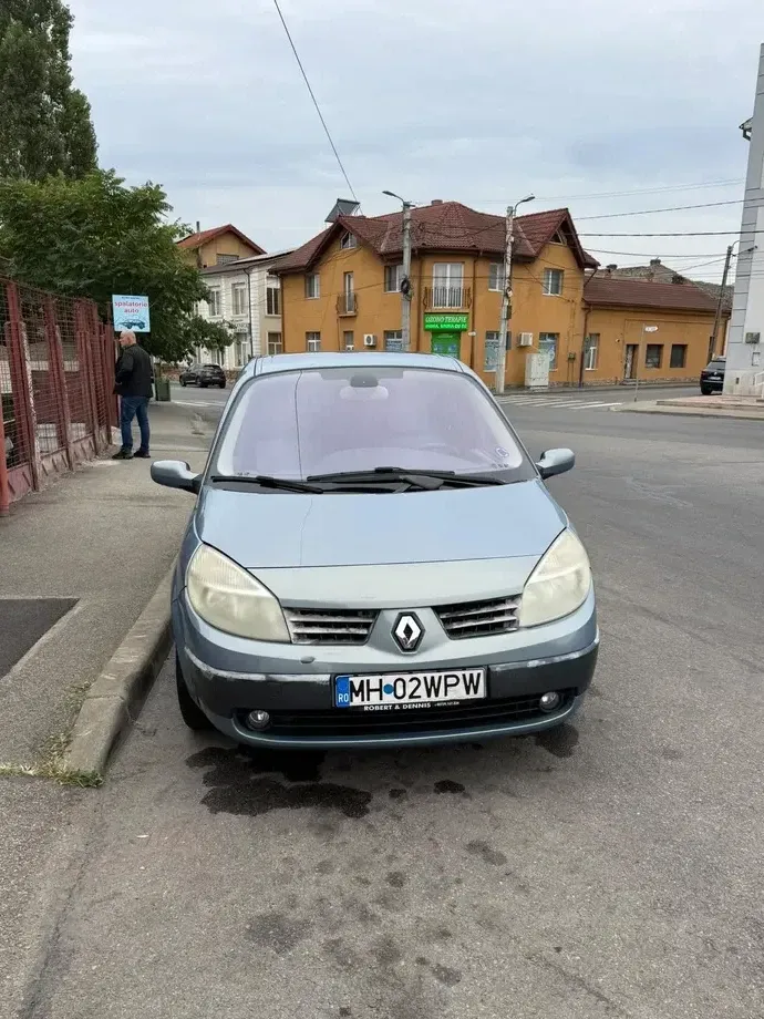 Renault Scénic — imagine 2