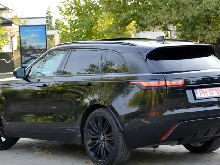 Land Rover Range Rover Velar 2.0 R-Dynamic HSE