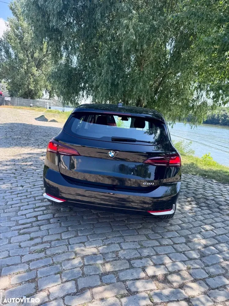 BMW Seria 2 218i AT — imagine 3