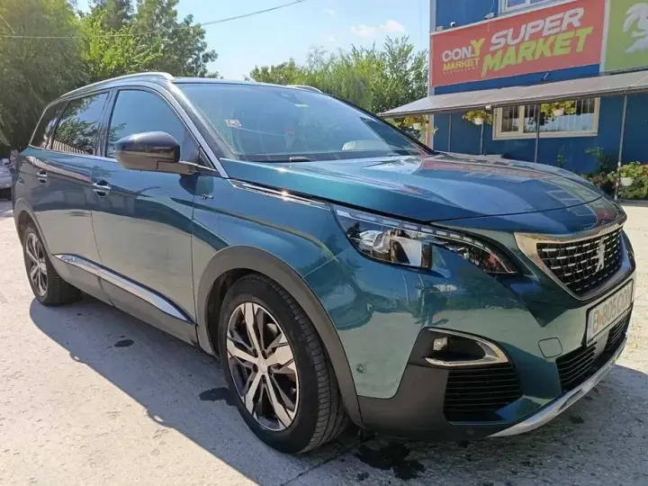 Peugeot 5008 II 2.0L BlueHDI EAT8 S&S GT