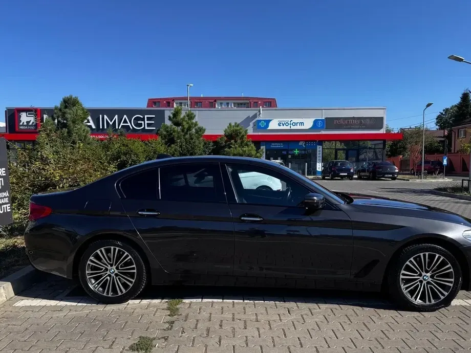 BMW Seria 5 520d xDrive AT — imagine 3