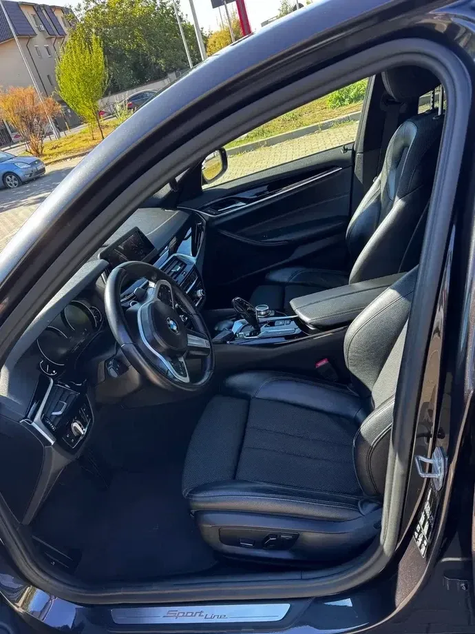 BMW Seria 5 520d xDrive AT — imagine 5