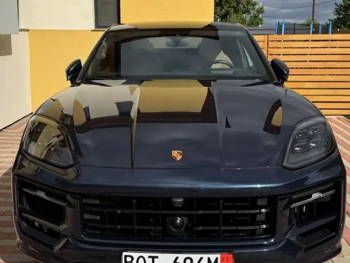 Porsche Cayenne Coupe E-Hybrid
