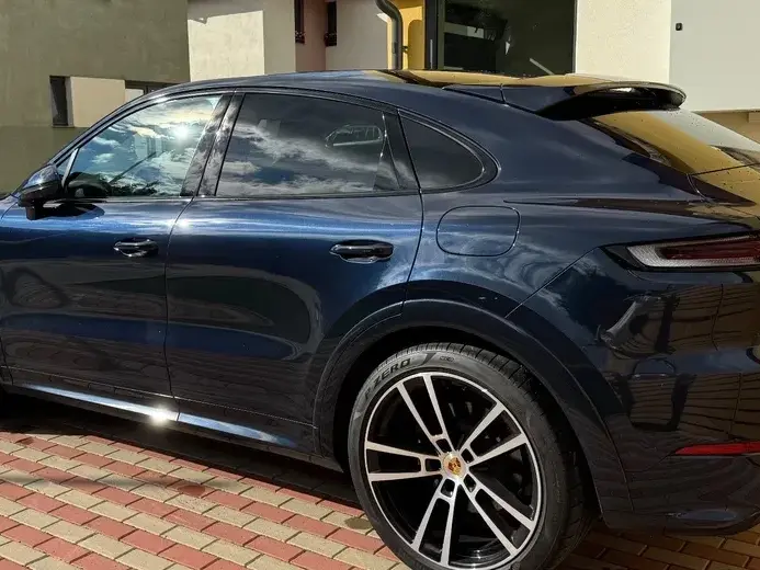 Porsche Cayenne Coupe E-Hybrid