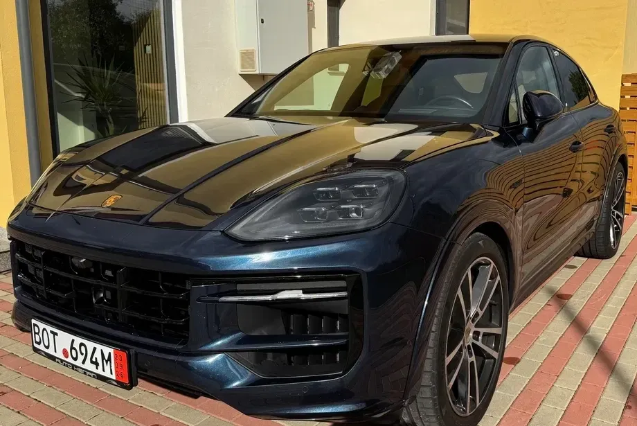 Porsche Cayenne Coupe E-Hybrid — imagine 4