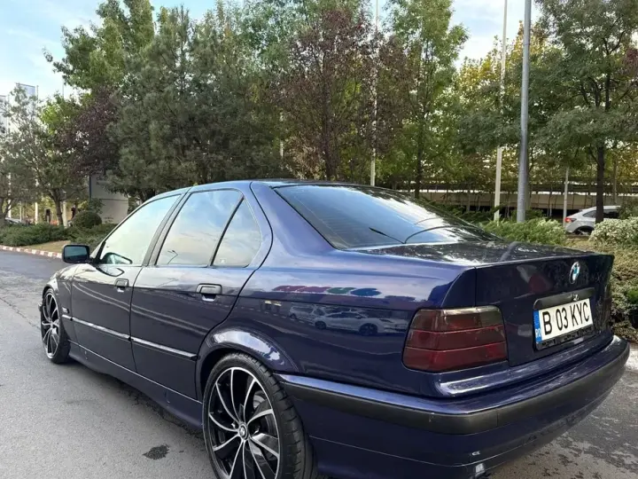 BMW Seria 3 E36