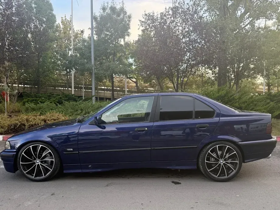 BMW Seria 3 E36 — imagine 4