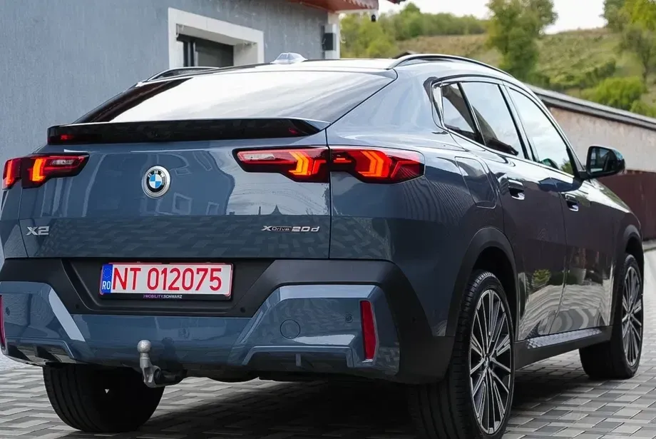 BMW X2 xDrive20d AT MHEV — imagine 3