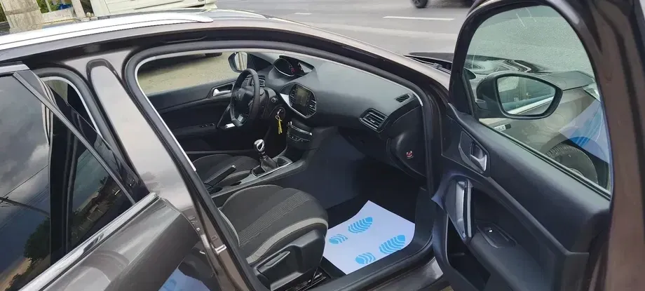 Peugeot 308 II BlueHDi 120 Stop & Start Style — imagine 6