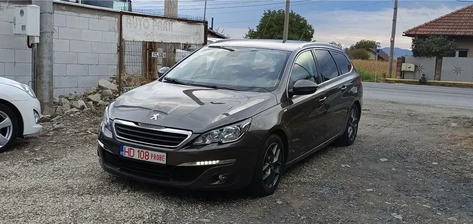 Peugeot 308 II BlueHDi 120 Stop & Start Style — imagine 2