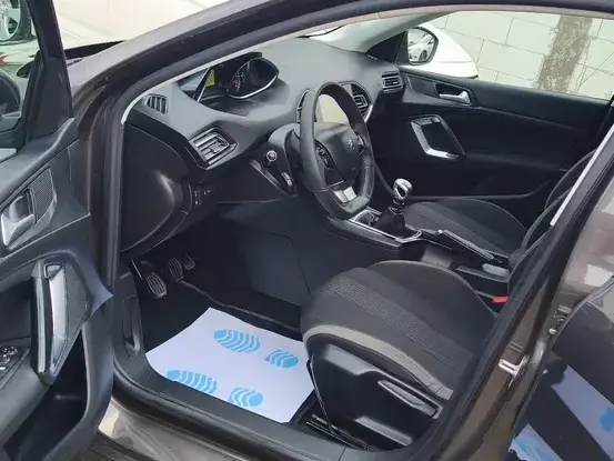 Peugeot 308 II BlueHDi 120 Stop & Start Style