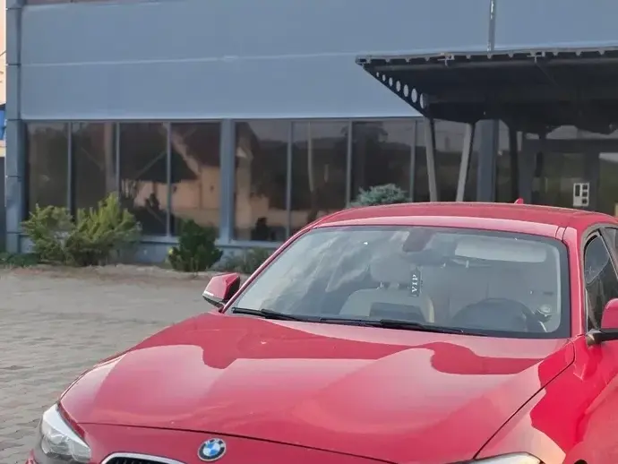 BMW Seria 1 118d xDrive Standard
