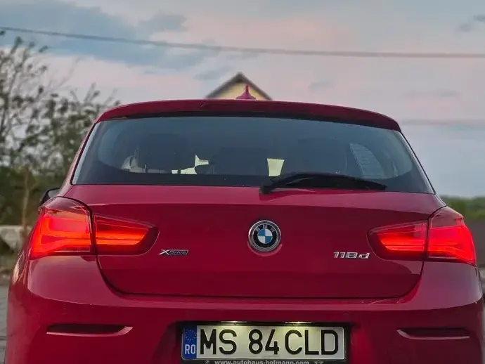 BMW Seria 1 118d xDrive Standard